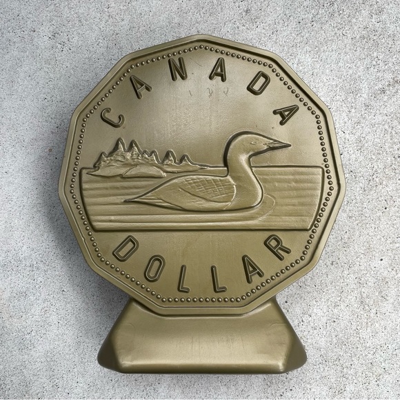 Loonie Coin Bank/ Piggy Bank - Picture 1 of 6